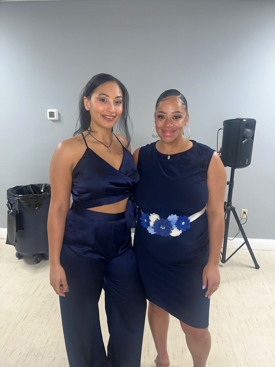 jasunfiltered6's tweet photo. The baby shower was cuuuute- both sisters are having boys, I canโt believe it. Crying happy tears the whole time ๐ญโค๏ธ #middlesister #futureauntie https://t.co/lP3jpjwBOp