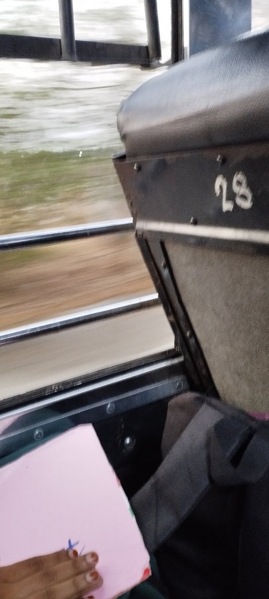 Anudeepanu123's tweet photo. Hello @tsrtcmdoffice there is no window in bus number ts02uc5811, at seat number 28passengers facing lot of difficulties because of wind coming from that window @TSRTCHQ @tsrtckrmr @rm https://t.co/aPjErUiMMo