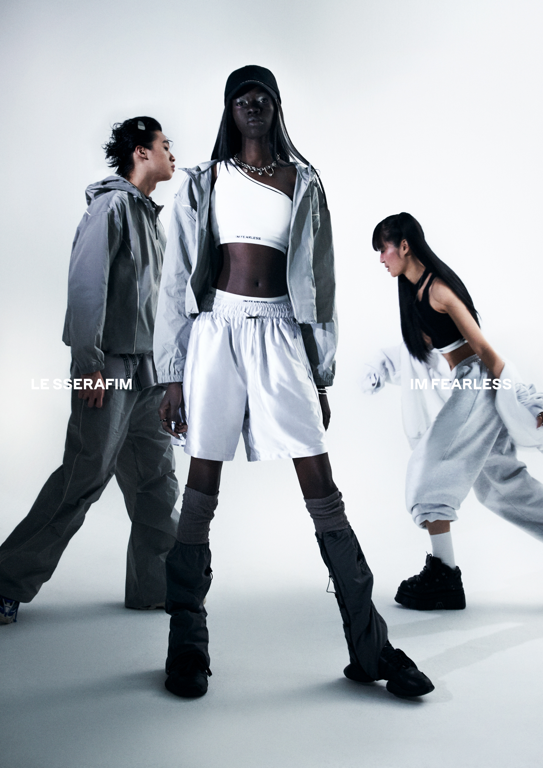 LE SSERAFIM x peaches. コラボスウェット LE SSERAFIM x peaches. コラボスウェット LE SSERAFIM x