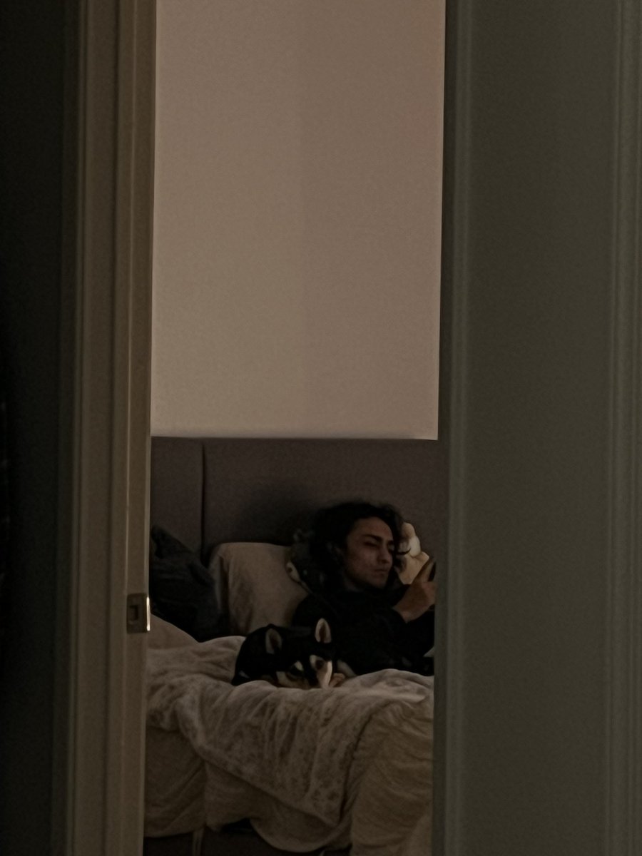 i have been bed ridden from an injury for 2 weeks now, completely stopped me from doing the things i had planned for my album. God has a plan though. gotta stay patient.