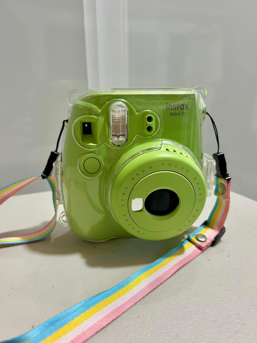 gogo_chingu's tweet photo. Instax Mini 9
– PAYO | P3,000 can do LP if sure buyer
BTS Fujifilm Instax (Butter Edition)
– PAYO | P5,500 can do LP if sure buyer
*actual photo posted
*lady owned | no issues
*sco/lbc
⌗ . . . wts lfb wtb ph .ᐟ #bts #butterbts #instaxmini11 #bangtan #instaxmini9 #instaxmini https://t.co/wG1Tuzv9Qg