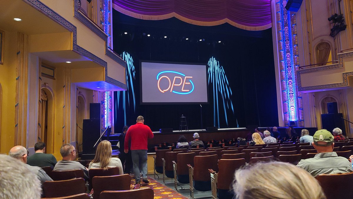 TheClemonator's tweet photo. I know it probably don't mean much coming from just a random stranger but @CharlieBerens @JBurst and @annmarietaps ya'll killed it last night in Durham. Thank you for the great show! And extra thanks to @KimDHolderness for letting me go all "Fanboy" and get a picture with you! https://t.co/exzzEHrxiP