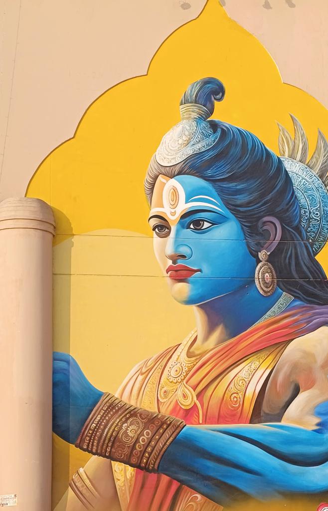 FI_InvestIndia's tweet image. Had darshan multiple times of Rama Lalla in Ayodhya. Some tips from experience.

- Book your stay near Ayodhya Dham (not Ayodhya Cantonment) railway station (you will get good rooms at ₹1800 to ₹2500 per night). We booked Hotel Ramdham, clean rooms &amp;amp; bathrooms, perfect for…