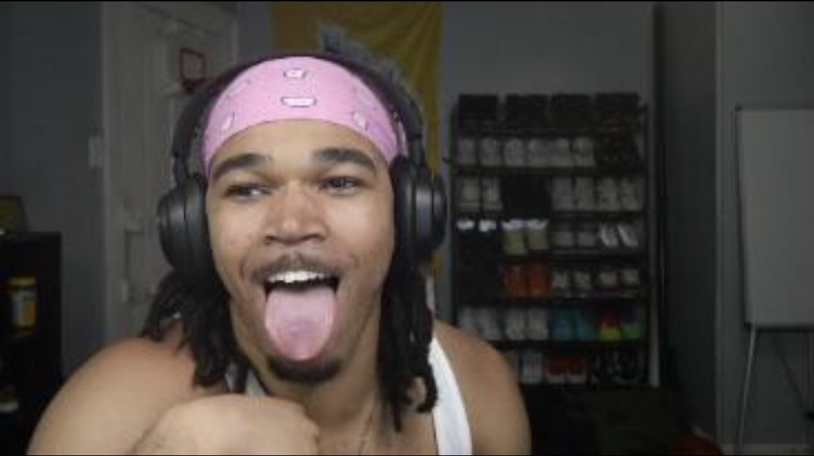 dqsturbed tweet media