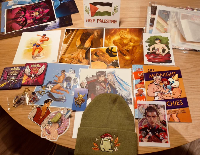ECCC haul! Got to see all my favs and get cute stuff for my office hehe ✨ 