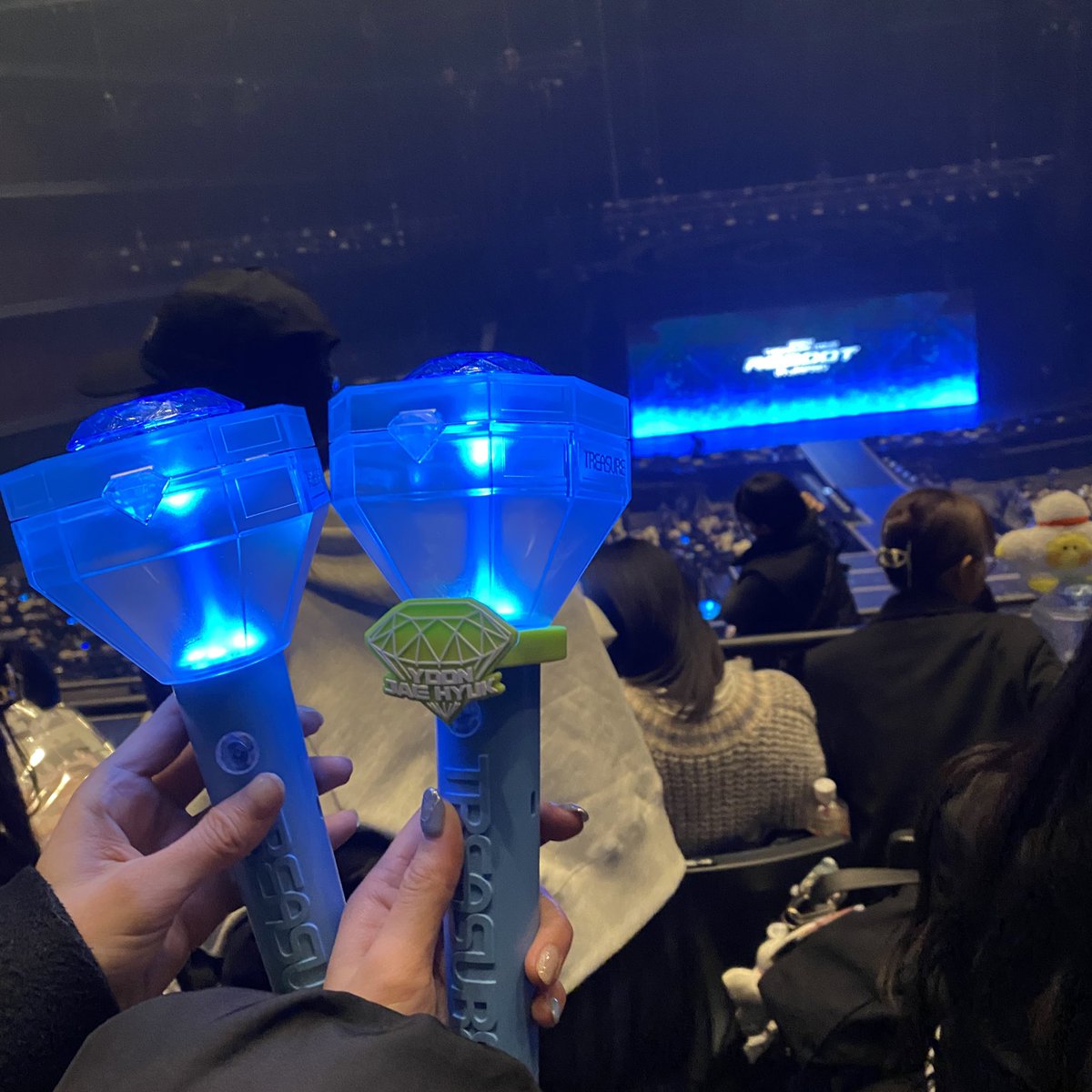 _jae329's tweet photo. TREASURE REBOOT TOUR 横浜💎
オーラス入れてよかった楽しすぎた！
あんなにバカ騒ぎできるライブ幸せ〜〜
久しぶりに爆音と煽りに沸きました😌 https://t.co/Zd0itlTWqi