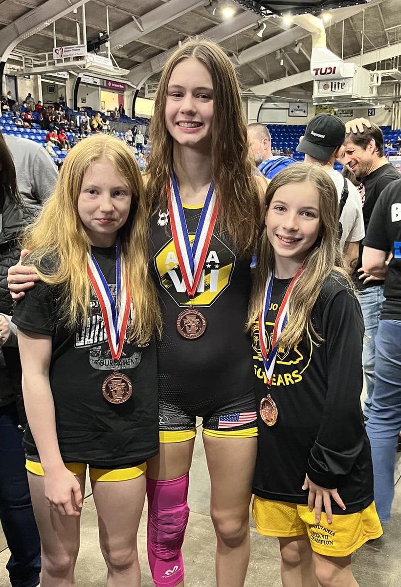 MtLgirlswrestle's tweet image. Congratulations to our girls for placing at PJW Jr. High States!!!
Lily Perri , 7th grade 85 lbs 4th
Violet Weber, 7th grade 91 lbs 5th
Juliana VanSlyke , 8th grade 127 lbs 5th
 #BeAnything