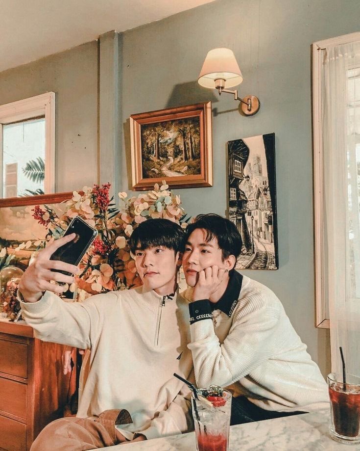 kajeab__'s tweet photo. 0.01
💜❤️

 #คิมคอป https://t.co/FdzhgufJRV