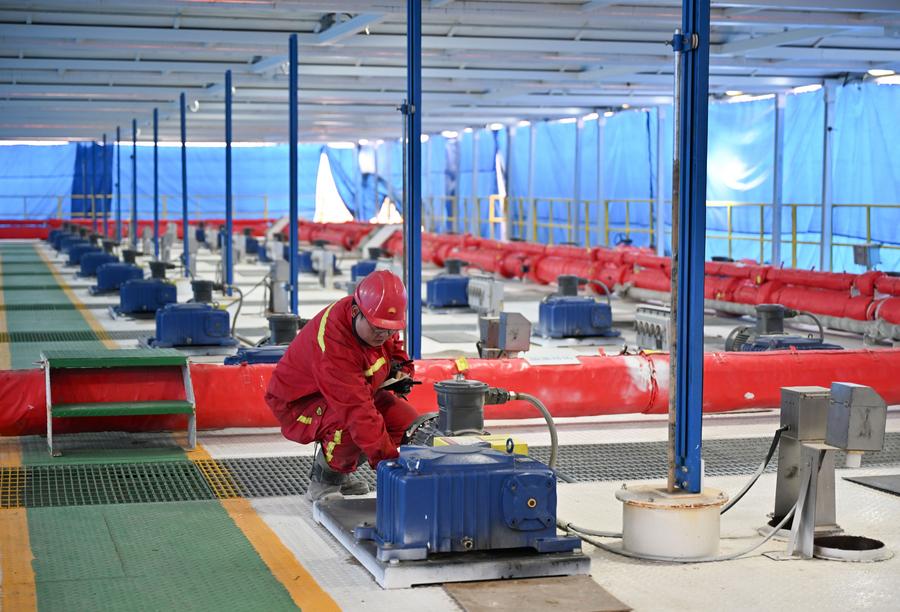 PDChina's tweet photo. The drilling of China's first #superdeep #borehole over 10,000 meters deep for scientific exploration, Shenditake-1, crossed the 10,000-meter milestone on Monday. The borehole in northwest China's Tarim Basin is expected to reach a designed depth of 11,100 meters. https://t.co/bw5WSxNPWK