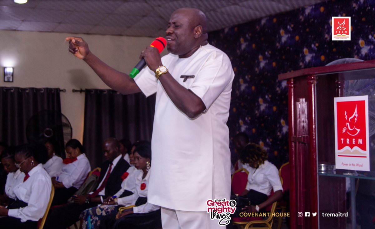 tremaitrd's tweet image. As you go into this week, there shall be a manifestation of God's goodness in your life.

I declare protection and security over you and your household in Jesus' name. 

🎙️| Rev. Sylvester Ashefor 

#TREM
#TREMCovenantHouse 
#GreatAndMightyThings