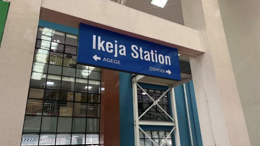 ajayidavid0811's tweet photo. The Ikeja Train Station is the ICONIC Station and the Main Station for the #RedLineRail just like the Marina Train Station is the signature station of the #BlueLineRail. @iamgbolahan @Mr_JAGs https://t.co/do24bzKK3R