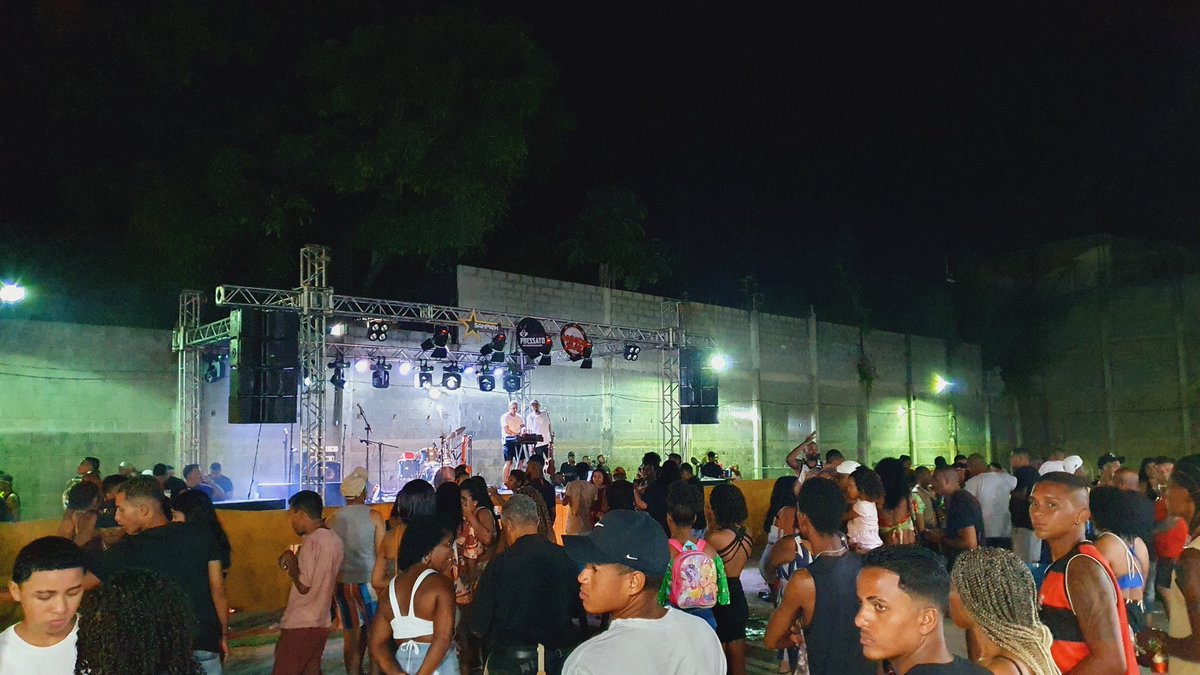 Resumo de domingo no Depósito do Júnior 💯✅️👏🏽
Trabalho concluído com sucesso 🙏🏼
Agradecendo a <a href="/familiapressato/">Thomas Pressato</a> pelo convite 🤝🏼
Olha o time que compareceu 👀

#gratidão 😃