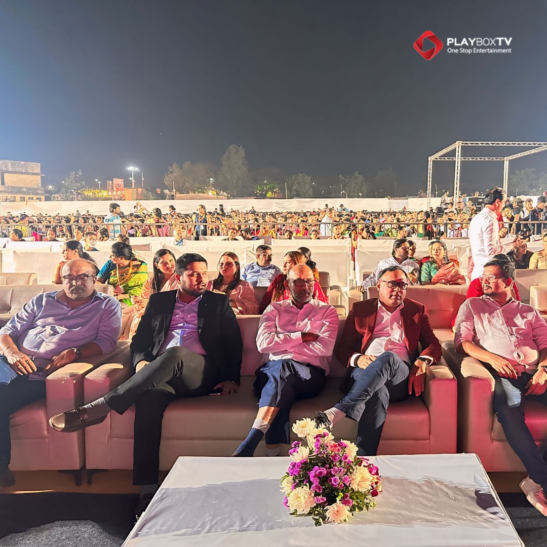 playboxtvapp's tweet photo. Be heard by your CM directly! Shri. Eknath Shinde, CMO Maharashtra is now just a text away with PLAYBOXTV app. Glimpses of the grand launch of the channel by his son and MP Dr. Shrikant Shinde at the 7th celebration of Shiv Mandir Art Festival.
#PlayboxTV #MaharashtraCMO https://t.co/W8XaqCZUOp