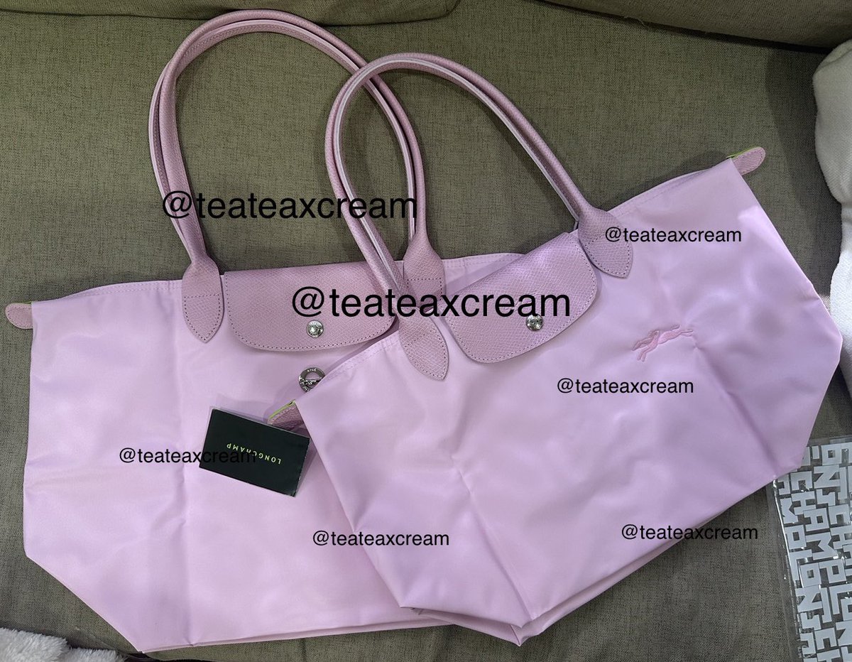 teateaxcream's tweet photo. ของมาแล้วค่ะ 🙌🏼
พร้อมส่ง longchamp กระดุมเงิน ชมพูนม หูยาว
M long — 5,500
L long — 5,900
#longchampthailand #longchamp #longchamplepliage #longchampth #longchamppouch https://t.co/657tnxz5Xp