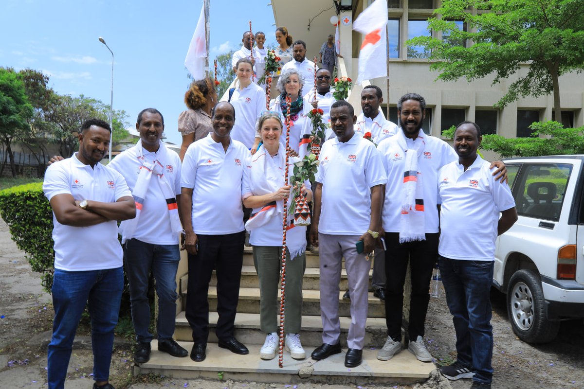 A delegation from the British Red Cross visited the ERCS, Oromia Region, East Shewa Zone Branch Office. During the visit, the delegation was briefed on the ongoing activities conducted by the zonal branch office, particularly focusing on the Ethiopia Crisis to Resilience Project.
