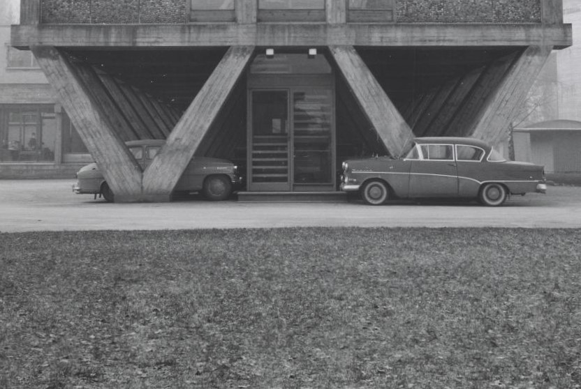 ⭕️ Aparcando en #BrutalMonday

Fábrica de cemento Dalen Portland | 1⃣9⃣6⃣1⃣ | Noruega | Astrup &amp; Hellern

#brutalismo #arquitectura #architecture #archilovers #diseño #design