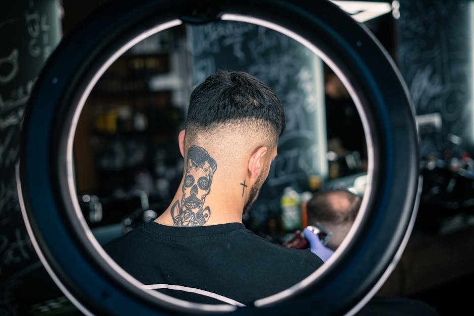 _boxingbarber's tweet photo. The Boxing Barber offers the freshest cuts in town delivered right to your doorstep. 
Our mobile barber service ensures you always look sharper than your opponents in the ring of life 🥊 💈. https://t.co/DaKyUk4c57