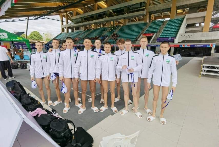 Let's go! Uzbekistan for men's water polo here at New Clark City in the 11th Asian Age Group Championship!

#11thasianagegroupchampionships #PhilippineAquatics