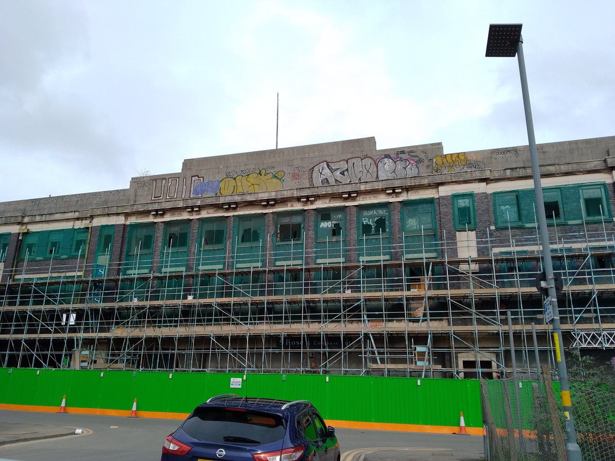 Tarliebear's tweet photo. This used to be the @Typhoo_Tea factory and was a hub of tea production from the 1930's until it closed in 1978.  Sadly it had been derelict since then until recently when it has started a new transformation into @birmingham_bbc headquarters #tarlietravels #livebrum @digbeth https://t.co/NuEASc4Wxi
