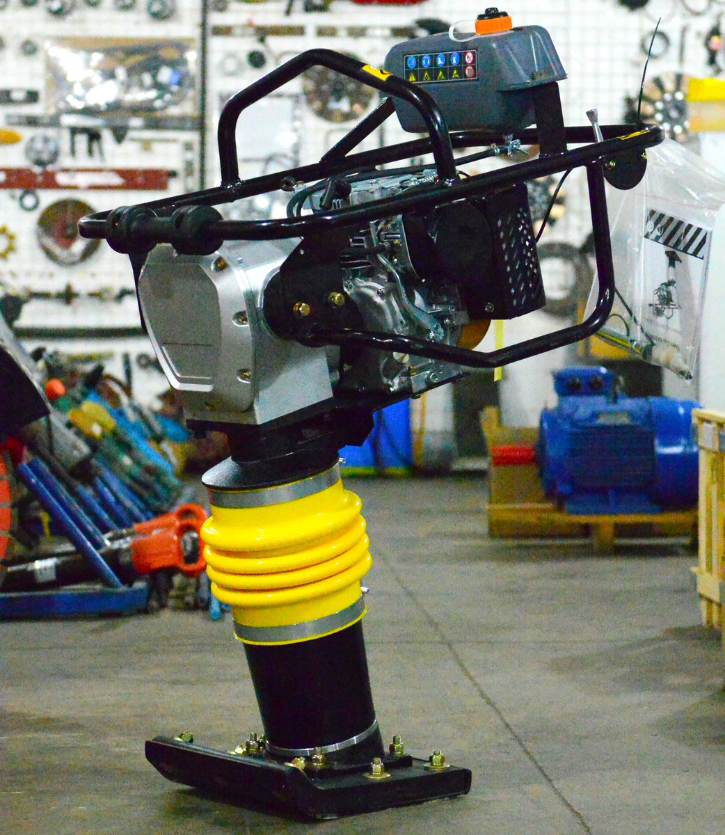 YWholesalers's tweet photo. 👷TAMPING RAMMERS AVAILABLE IN STOCK AT Y.Z.L WHOLESALERS‼
#welding #platecompactors #porkervibrators #electricmotors #pickaxes #shovels #alternators #compressors #winches #concretemixers #concretecutters #chickenpluckers #powertrowels #dieselengines #tampingrammer #rammers https://t.co/aXquM5s289