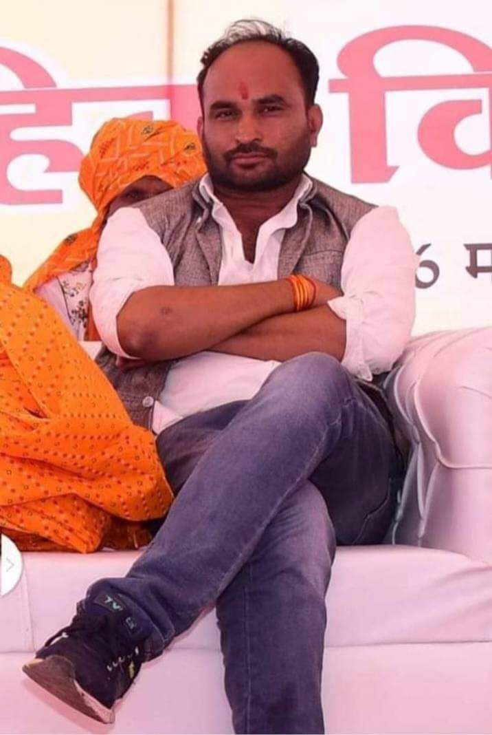 MukeshD14424337's tweet photo. जिला उपा��्यक्ष, भारतीय जनता युवा मोर्चा बड़े भैया गोविंद जी डामोर को जन्मदिन की बहुत-बहुत बधाई शुभकामनाएं🥳 https://t.co/PdBfv2Pid7