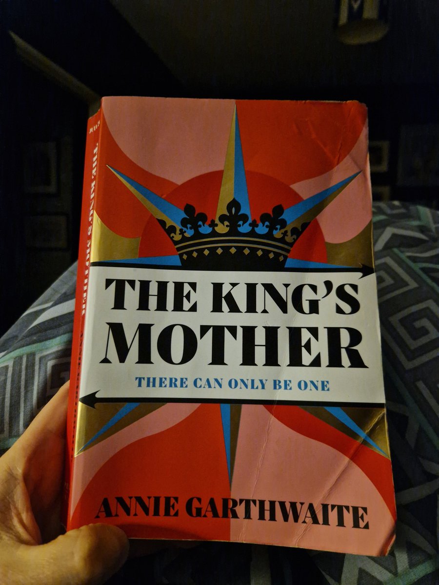 Breathless and beautifully written, The King's Mother is a thundering historical novel. I honestly don't think there's another writer like @anniegarthwaite in British literature. Her second novel is moving, thrilling and majestic. 👑 @PenguinBooks