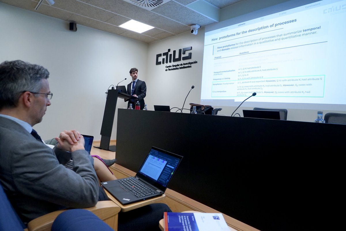 citiususc's tweet photo. The long (and winding 😅) road to a thesis: a micro-lifetime not only academical, but also full of human experiences. 

We feel very happy to congratulate Yago Fontenla @Yagouus for his brilliant new #CiTIUSPhD, defended in a packed assembly hall

👏🏼👏🏼

🔗 https://t.co/eIZvR8r3at https://t.co/yaUUZLDpSH