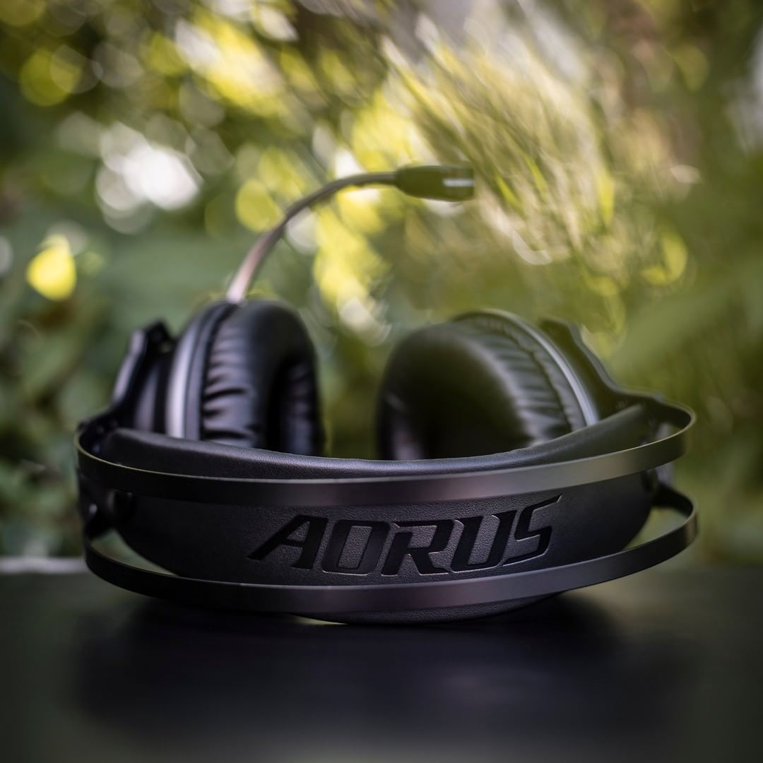AORUS_DE's tweet photo. 🔊 Höre das Spiel, spüre den Sieg mit dem AORUS H1 Gaming Headset!

Hole dir jetzt das perfekte Headset für ein unvergleichliches Gaming-Erlebnis! 🎧 👉

🛒 https://t.co/6GQTr8jSWA

ℹ️ https://t.co/LP7Pj63XUd

#GIGABYTE #AORUS #BySa https://t.co/O1Kr1pXOid