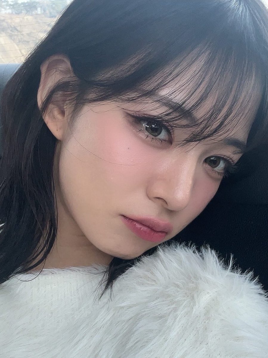 forever_9_514's tweet photo. 前髪ありのチェヨン...........死ぬほど好き好きすぎる............死ぬ https://t.co/dlukiuyooF