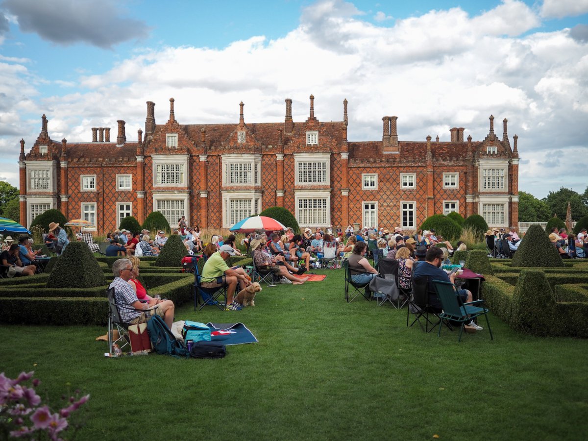 We are so excited for another great year in the gardens. Some of this year’s events are available to book now 🎉 Explore what's on at Helmingham Hall Gardens this year on our website: helmingham.com/whats-on/