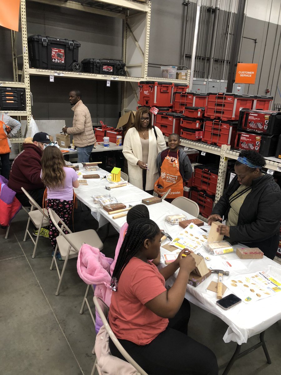 deshell1957's tweet image. Building a butterfly 🦋 house 🏠 Store 980, The Newark Home Depot Kid’s Workshop. The first Saturday of every month from 9am-12nn. All are always welcome. @marcusmccollum @PhelpsFahimah @SeanMorris12 @linetterubio3 @Ckelly28K @DHRMgregorio