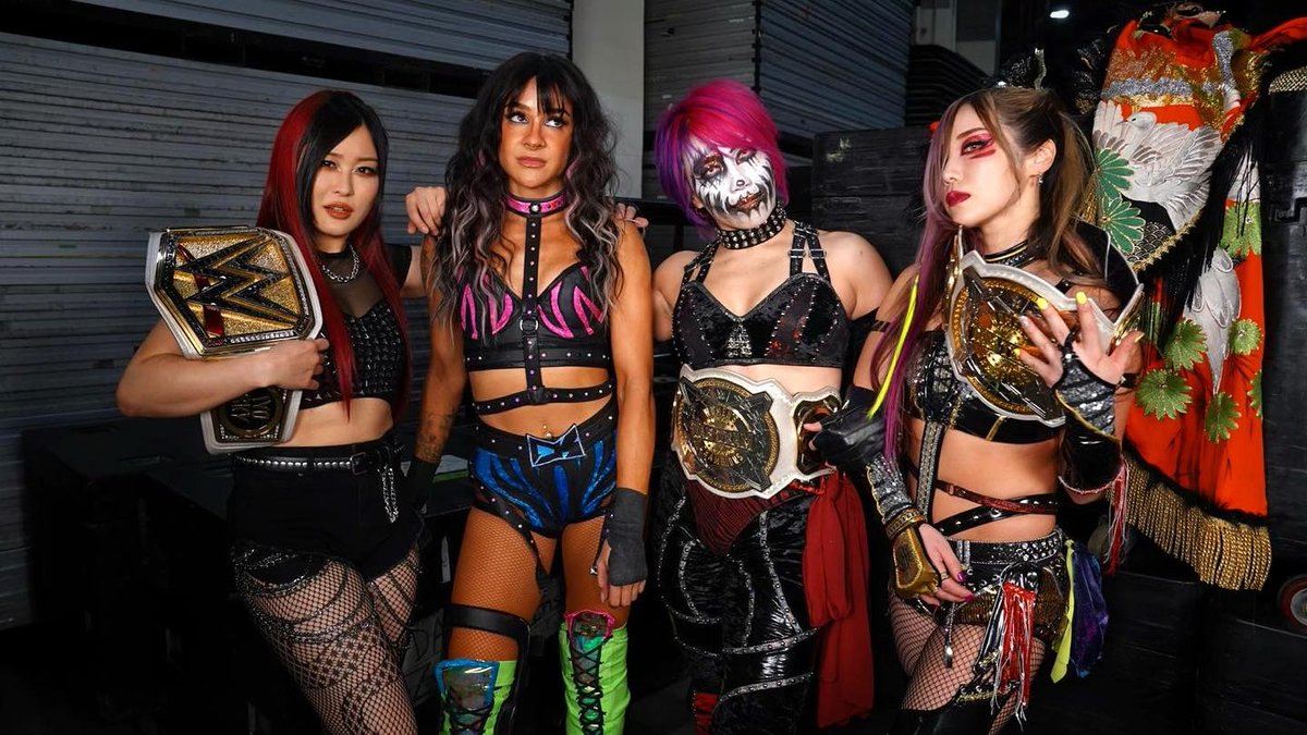 shadow__darker's tweet photo. #iyosky #askua #kairisane #dakotakai #wwe #smackdown #empressoftomorrow #pirateprincess #geniusofthesky #captainofteam #thekabukiwarriors #DamageCTRL https://t.co/0raXagxP9t