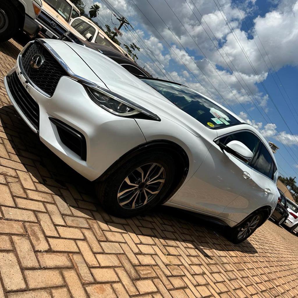 JBMOTORSUG's tweet photo. Start the new week cruising in a comfortable car at a good price only at @JBMOTORSUG 🔥🔥🔥

Call/WHATSAPP JB MOTORS DIRECTOR - +256 751479996 /+256777079297

#JBMOTORS || #TopRides 🚙🚙 https://t.co/smQpcGsEUy