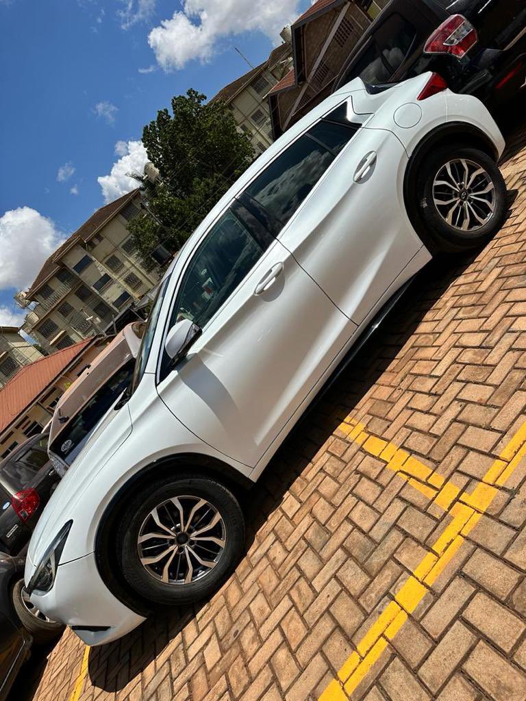 JBMOTORSUG's tweet photo. Start the new week cruising in a comfortable car at a good price only at @JBMOTORSUG 🔥🔥🔥

Call/WHATSAPP JB MOTORS DIRECTOR - +256 751479996 /+256777079297

#JBMOTORS || #TopRides 🚙🚙 https://t.co/smQpcGsEUy