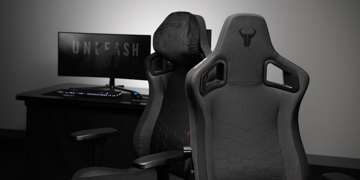 BattleBull_RT's tweet photo. We've just launched our NEW range of Crosshair chairs, replacing the OG BattleBull Crosshair.
The range also features the Crosshair+ with advanced lumbar and the Crosshair XL for a larger fit.
Shop the range 👇
https://t.co/TheMuRl6Jq https://t.co/GsmMGZ5BtS