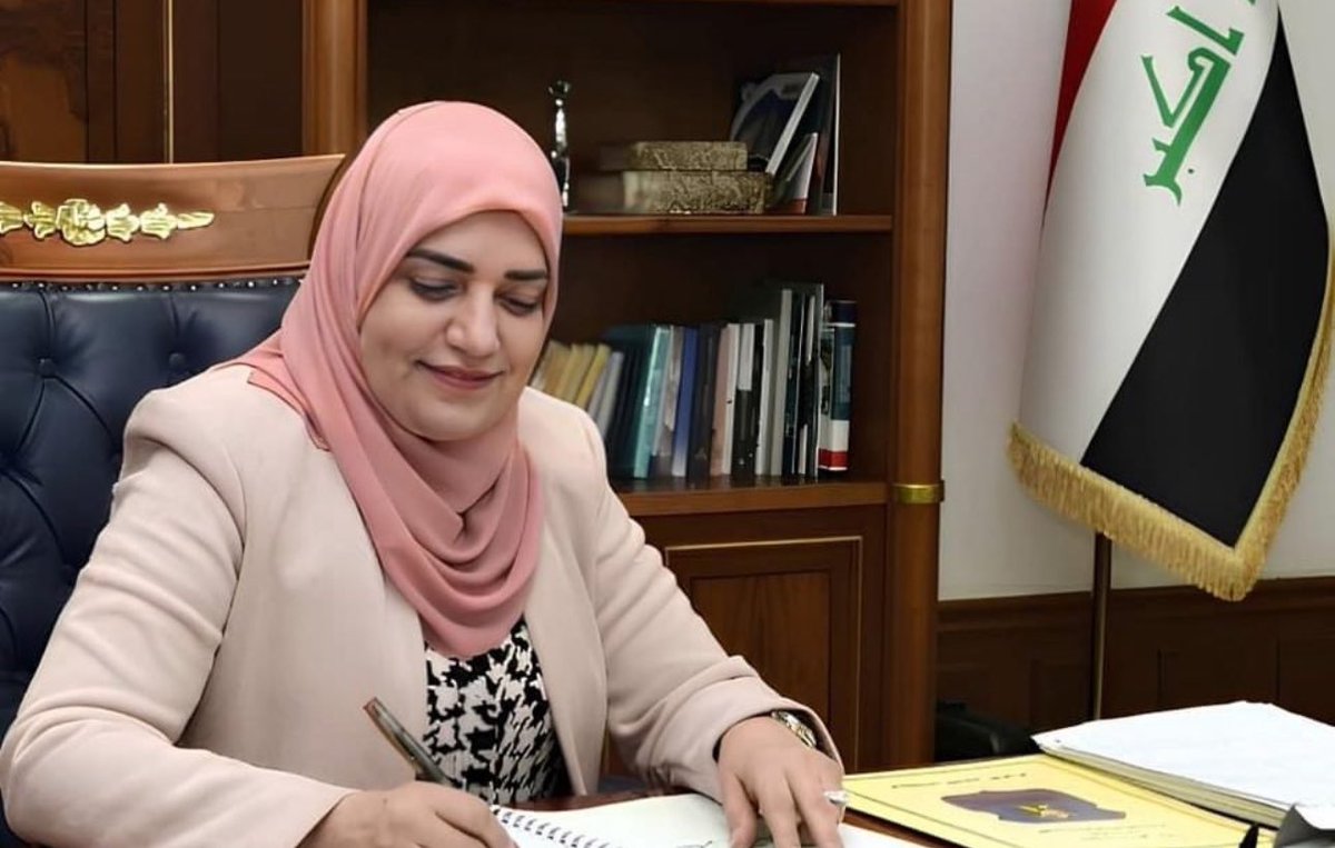 كثيرا اختلف مع السيدة وزيرة المالية في قرارات عدة واجراءات تتخذها.
لكن اعلن وقوفي معها في قرارها بشأن اتمتة الموانئ مع الضرائب وضبط الحدود.
لكن لابد من متابعة عمل بعض الموظفين المتضررين من هذا الاجراء.