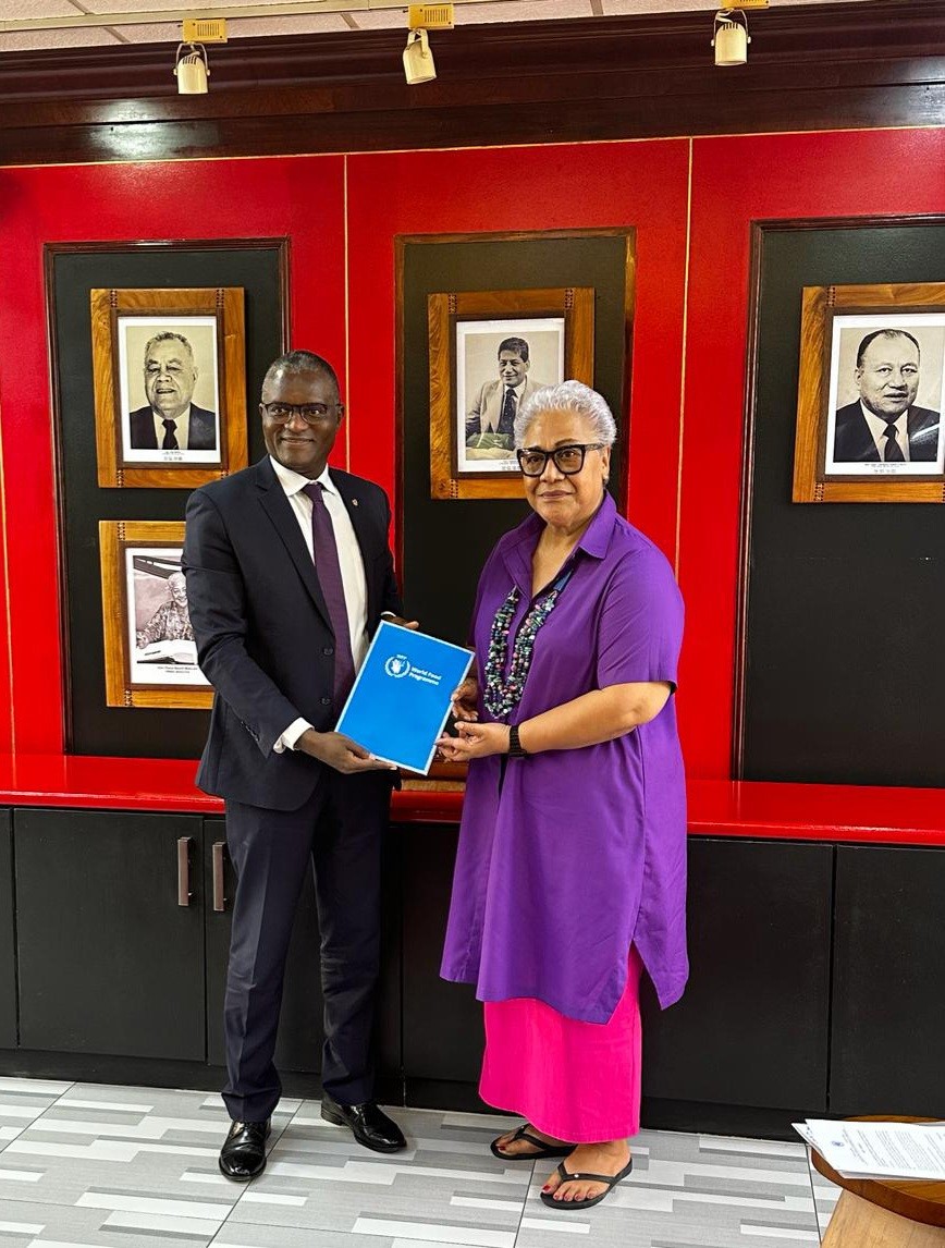 WFP_Pacific_'s tweet photo. WFP #Pacific Country Representative, Alpha Bah @alphabahnet was honoured to present his credentials to the PM of #Samoa Hon. Fiame Naomi Mata'afa today. He reaffirmed WFP's commitment to supporting @samoagovt priorities to #strengthen capacity in #foodsecurity &amp; #disastermanagent https://t.co/kMHW5adbCW