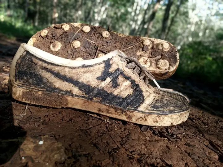 RadenBanjar1999's tweet photo. Berjalan sambil menghayal #Nike #Hermes #fakeshoes #fake #shoes https://t.co/uvCaRXvLzR