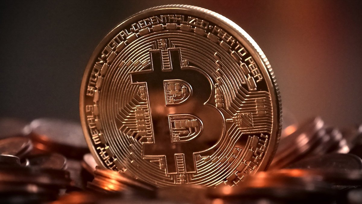 Bitcoin price 1st of January, 2023: $16,487 Now: $63,477