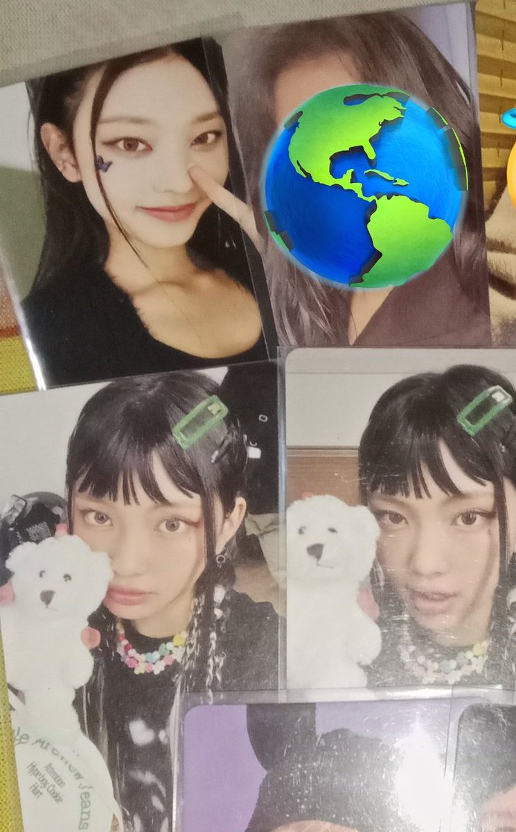 fuhaesun's tweet photo. wts lfb gg pcs

— ₱170 set
— payo only

# wts lfb twice newjeans haerin nabi hyein teddy bear pob sieun stayc jihyo danielle momo ready to be yuna itzy checkmate crown omg 1st ep steal price butterfly nabi teddy bear clip https://t.co/yJncAMCB1t