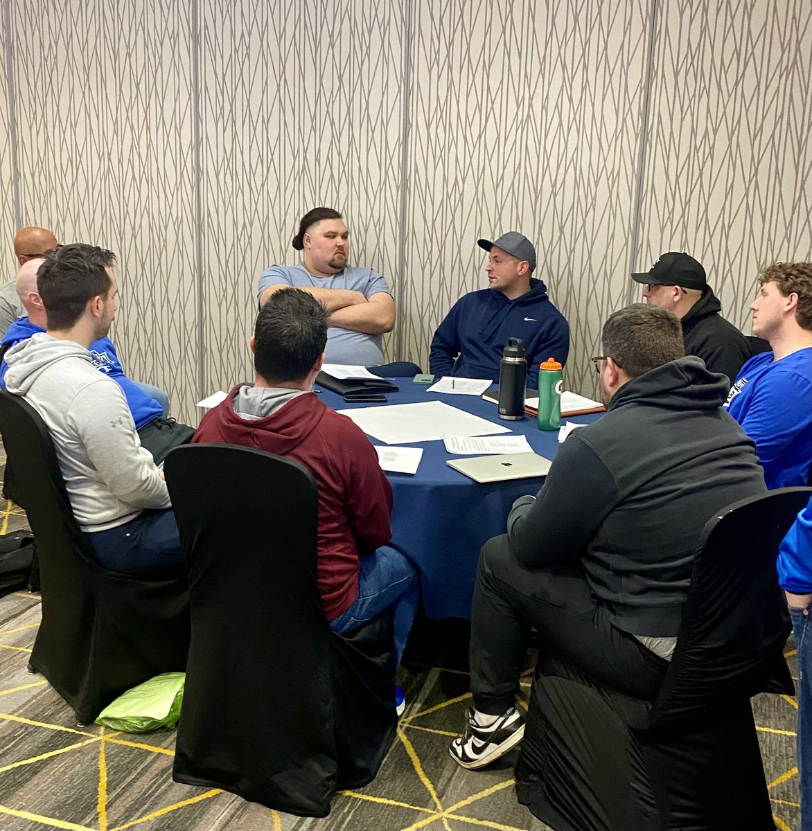 FootballAlberta's tweet photo. This past weekend Football Alberta hosted a Coaches Retreat, where all four tackle football coaching staff (Women’s U18 and Men’s U18, U17, U16) met to collaborate on a successful summer of competitions representing Alberta.
🏈🏈
#football #footbalalberta #u18 #u17 #u16 #coach https://t.co/th3oftg3pu