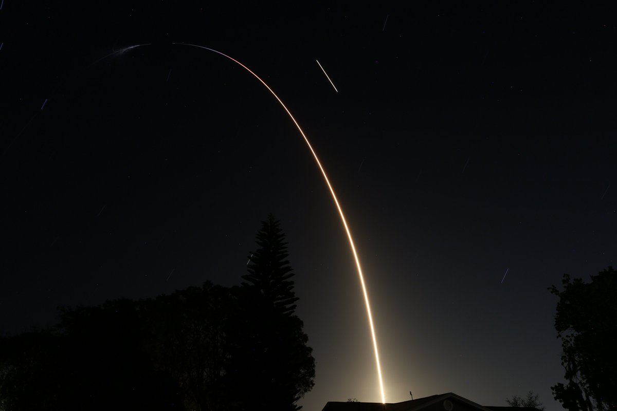 ARock73's tweet photo. SpaceX Crew 8, March 3, 2024.
Taken on my Canon EOS RP, ISO-100, f/16, 470 seconds, 24mm focal length
#spacex #crew8 #rocketstreak #rocketlaunch #longexposure #rocketphotography #eosrp #eosrpphotography #canonphotography #nasa https://t.co/WtuM2J8t34