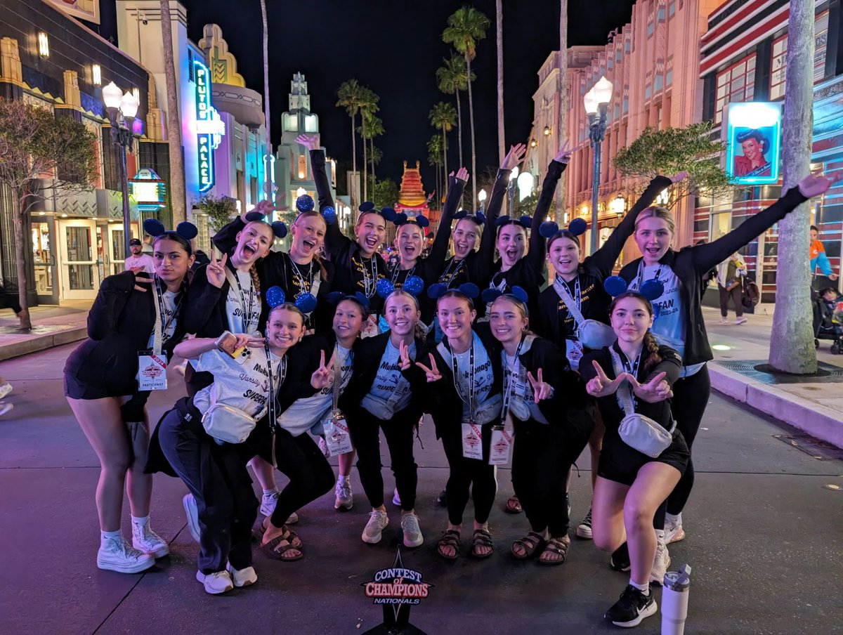 Mukvarsitydance's tweet photo. We are so happy to be bringing home 2nd Place in Small Kick for Contest of Champions Nationals 2024

Congratulations Ladies!! 💙💛

#mukdance #nationals #2ndplace #congratulations #mukwonagohighschool https://t.co/Zb08kpbyfN