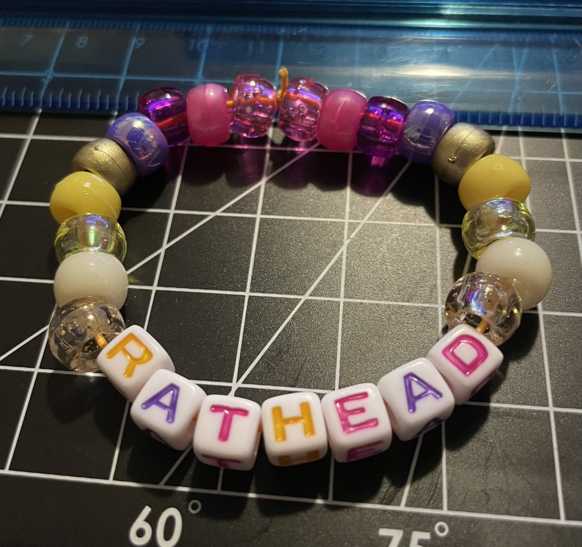 emowerewolfbf's tweet photo. rathead kandi bracelet! 🫧#pinklysmooth https://t.co/xAd7do7xtg