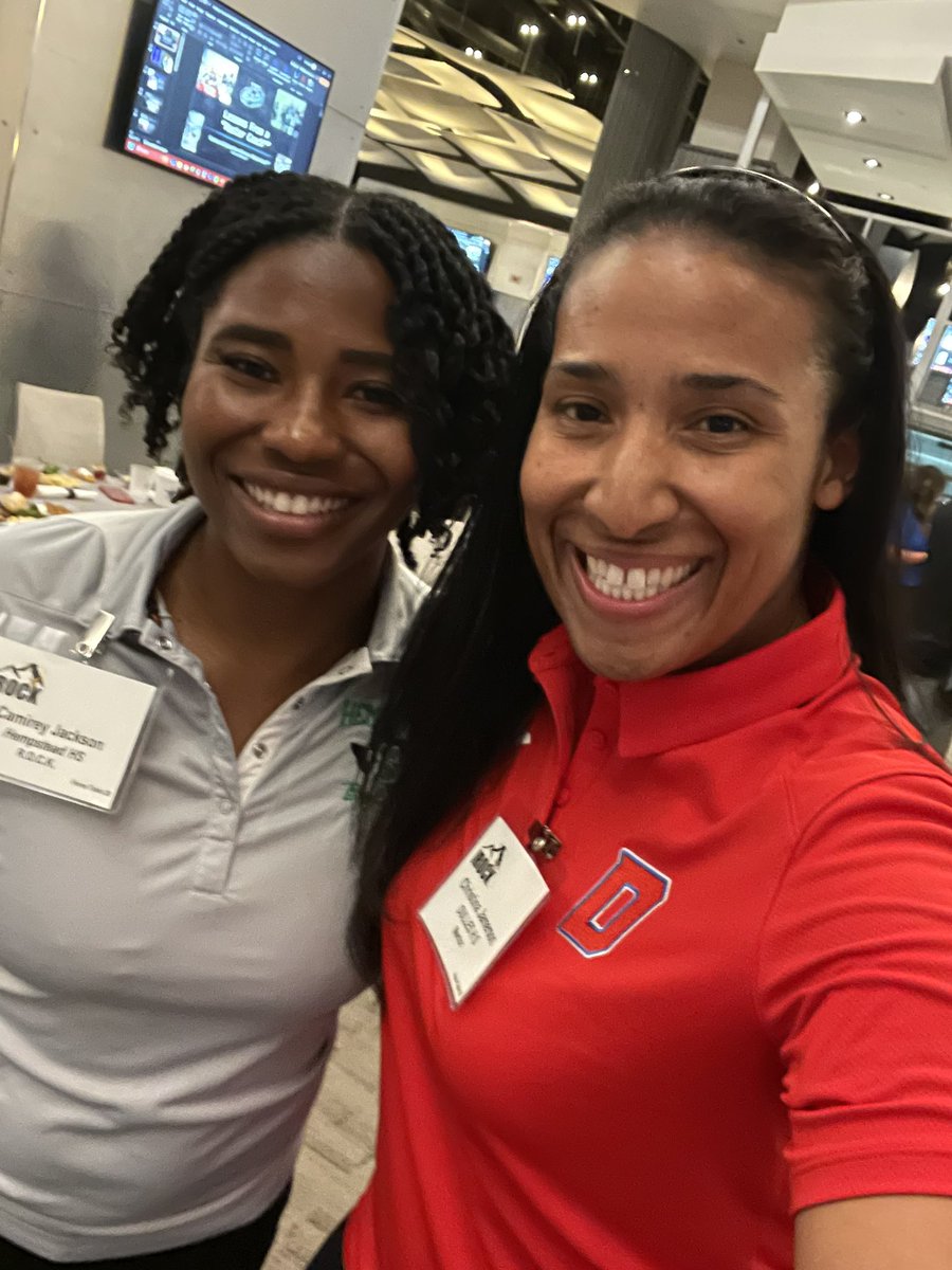 ChristinaJamer4's tweet image. Enjoying my time here at the @THSCAcoaches R.O.C.K. Symposium w/ my mentee Coach Jackson! And it’s always great hear from! #RockStar #mentor #mentee