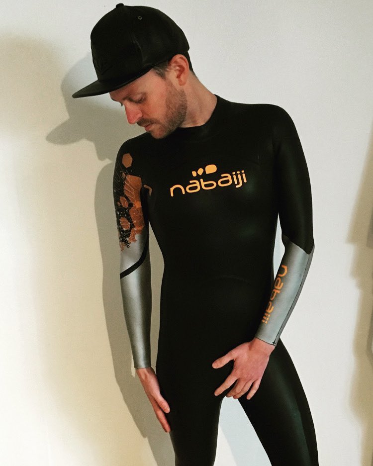 Incredible_Finn's tweet photo. One of my first fetishes wetsuits https://t.co/UIoA7EYKqx
