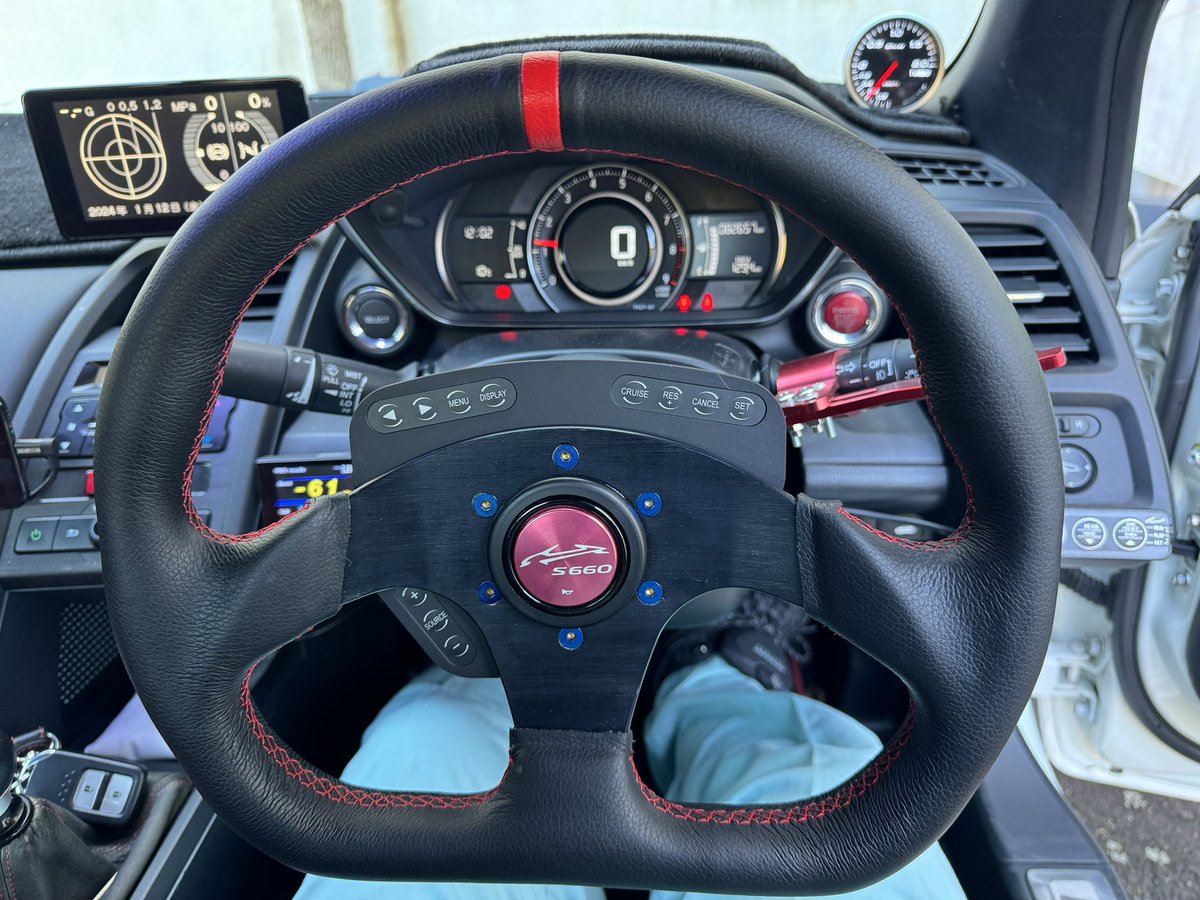 660Suga2's tweet image. 昨日のオフ会でもラフィックス&amp;amp;ステアリングプレートについて…何処の商品？って聞かれる事が多かったな😅

#SIGMATEC