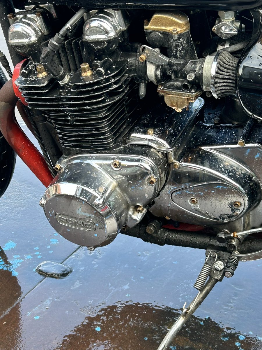バイク洗ってしまった（エンジンだけ）
明日は大雨になります
みなさんごめんなさい