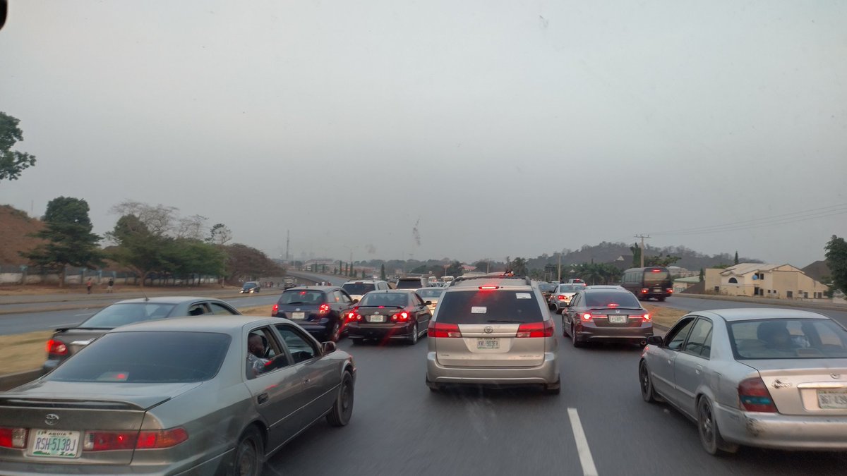 Austynzogs's tweet image. @Gidi_Traffic 06h58: AYA is always a nuisance because of the activities of Kabukabu drivers picking and dropping passengers and absence of relevant Traffic Management Authorities #AbujaTraffic