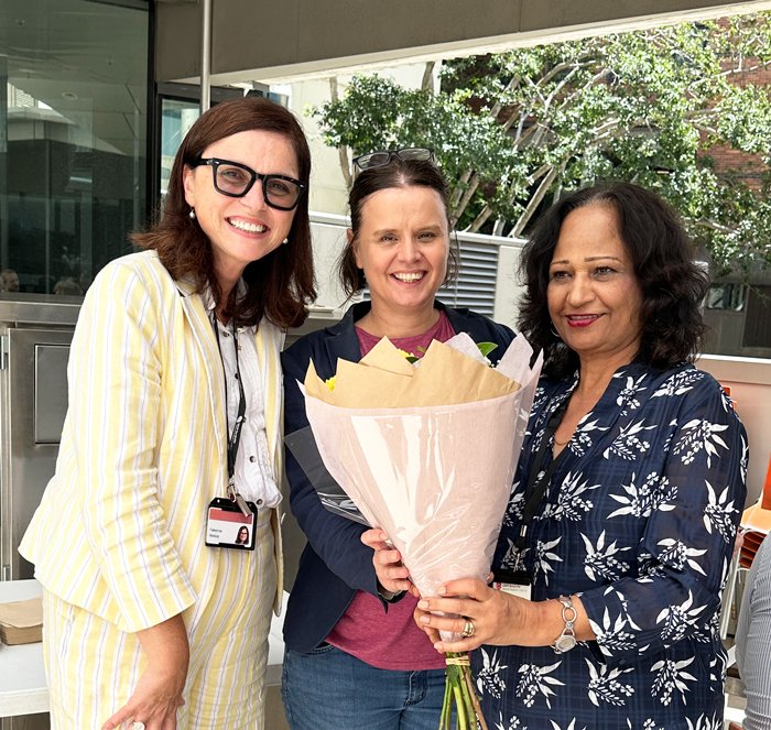 Farewell + thank you to Prof @drKhannaKK + some of her lab team who are moving to @MaterResearch!
 
Professor Khanna started as a Research Officer at QIMR Berghofer in 1991 and has made a significant contribution to the Institute ...